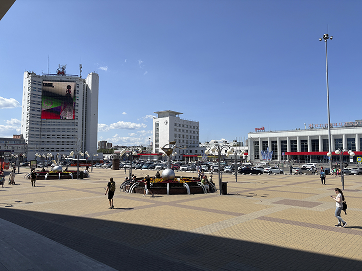 Привокзальная площадь Нижнего Новгорода (фото Олег Д., июль, 2025)