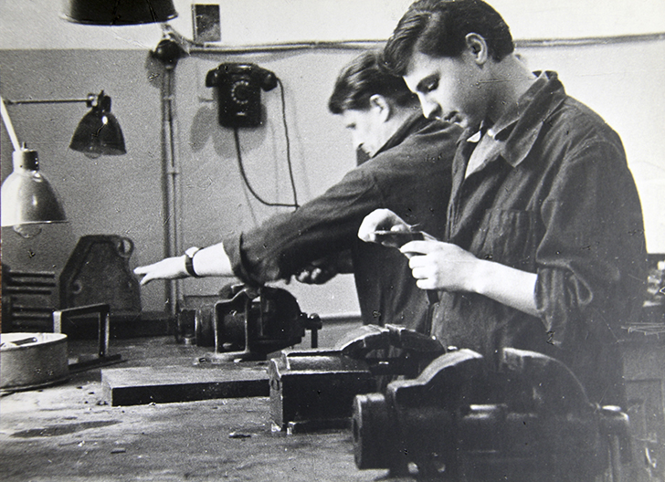 Стекольный завод