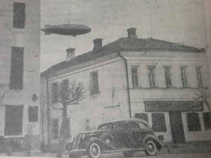 Ул. Ленина здание исполкома и ЭМКА