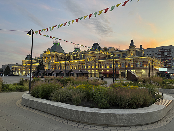 Нижегородская ярмарка: караван времени (фото Олег Д., июль, 2025)