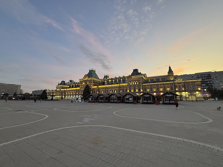 Нижегородская ярмарка: караван времени (фото Олег Д., июль, 2025)