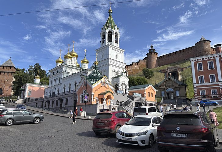 Прогулка по Рождественской улице в Нижнем Новгороде (фото Олег Д., июль, 2025)