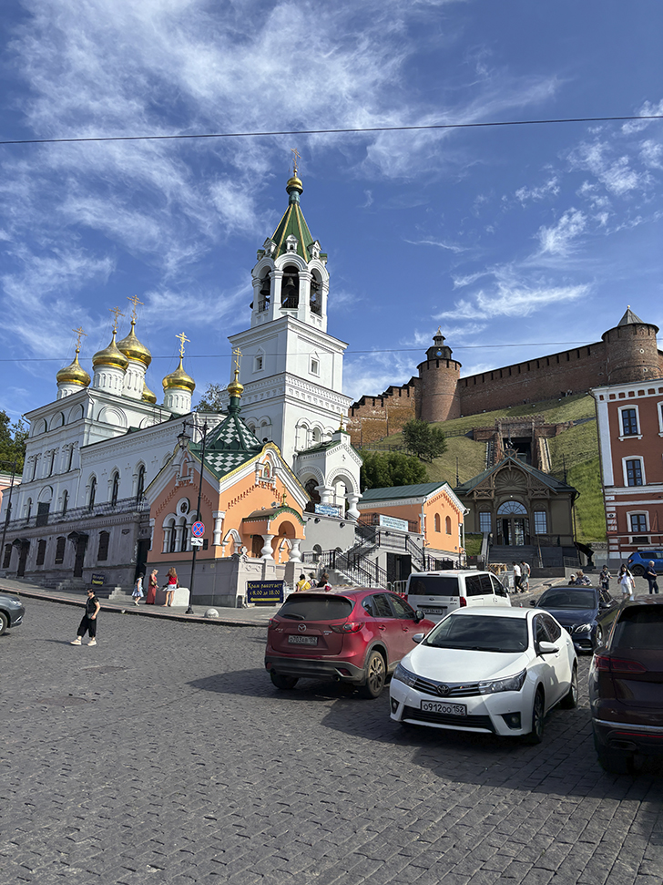Прогулка по Рождественской улице в Нижнем Новгороде (фото Олег Д., июль, 2025)