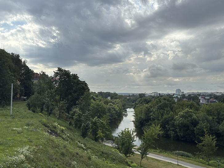 Сквер Дворянское гнездо в Орле (фото Олег Д., июль, 2025)