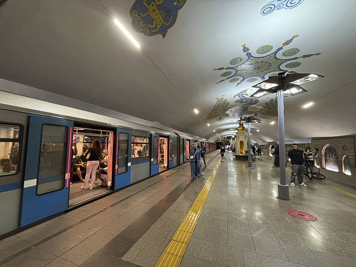 Казанский метрополитен (фото Олег Д., июль, 2024)