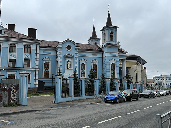 Петербургская улица в Казани (фото Олег Д., июль, 2024)