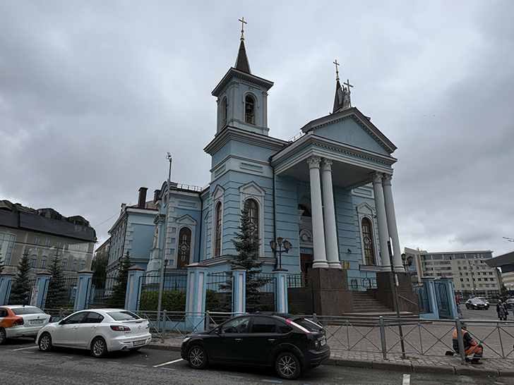 Петербургская улица в Казани (фото Олег Д., июль, 2024)