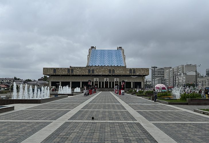 Театр имени Камала (фото Олег Д., июль, 2024)