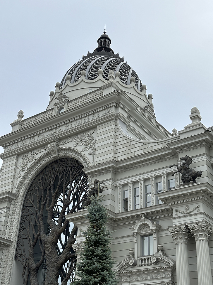 Дворец земледельцев (фото Олег Д, июль, 2024)