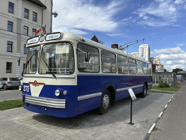 Музей трамваев и троллейбусов вблизи метро Суконная слобода (фото Олег Д., июль, 2024)