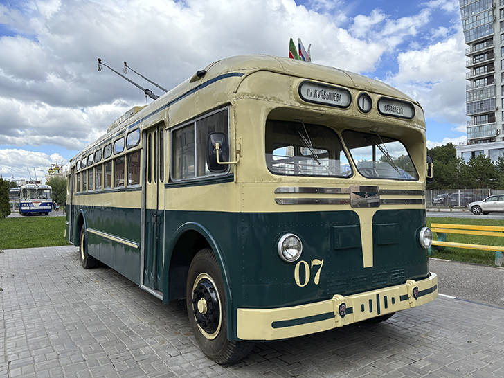 Музей трамваев и троллейбусов вблизи метро Суконная слобода (фото Олег Д., июль, 2024)