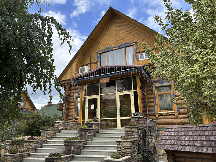 Комплекс Туган Авылым (фото Олег Д., июль, 2024)