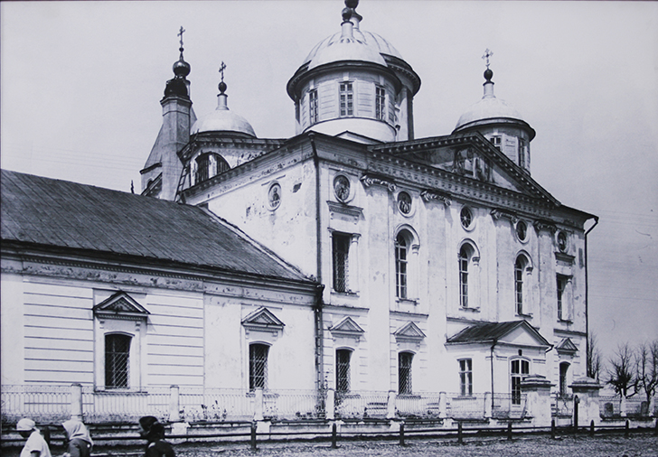Николай Лебедев 1920 год фотографии хранятся в Государственном музее архитектуры имени А. В. Щусева