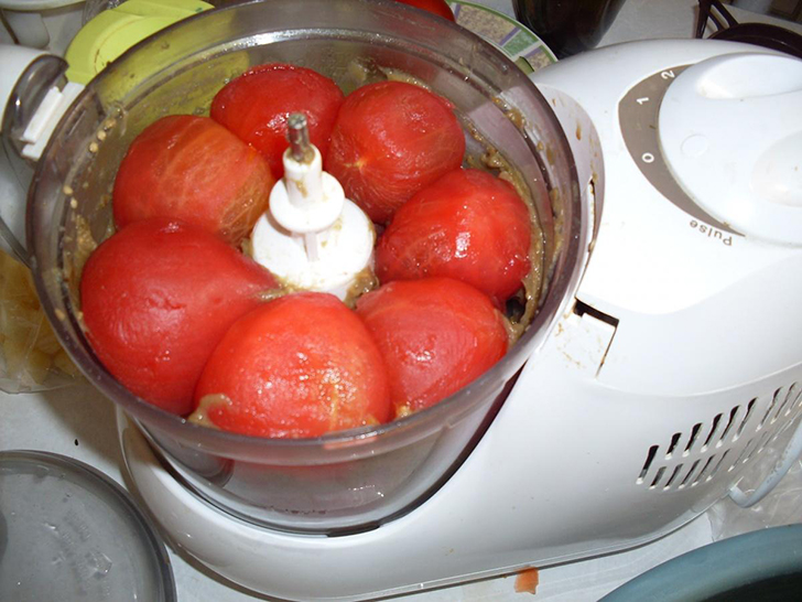 Помидоры — тоже через комбайн