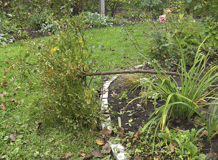 Наклонное положение фиксирую прутком