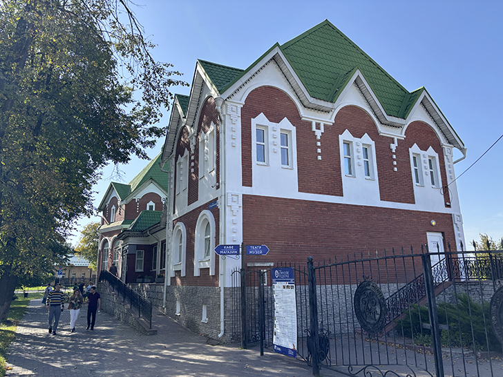 Прогулка по Клину в день города (фото Олег Д., август, 2025)