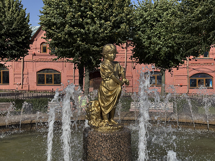 Прогулка по Клину в день города (фото Олег Д., август, 2025)