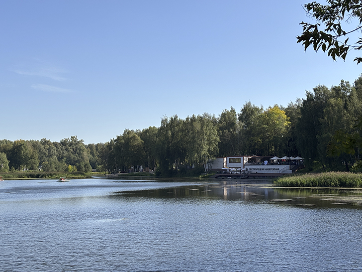Прогулка по Клину в день города (фото Олег Д., август, 2025)