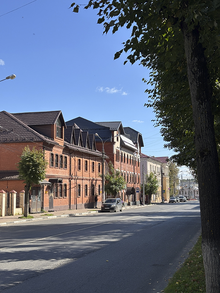 Прогулка по городу Клин (фото Олег Д., сентябрь, 2025)