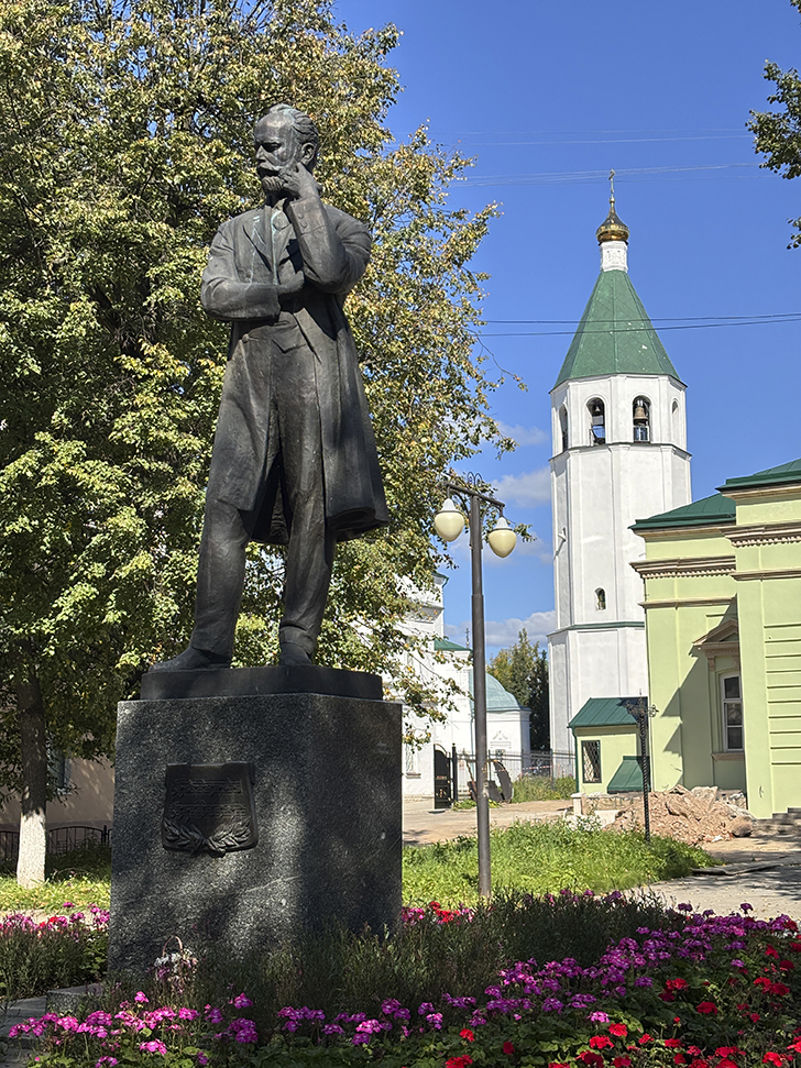 Прогулка по городу Клин (фото Олег Д., сентябрь, 2025)
