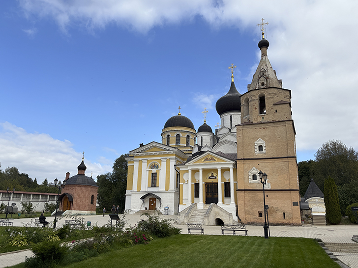Старица — город-музей в Тверской области под открытым небом (фото Олег Д., сентябрь, 2025)