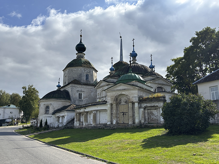 Старица — город-музей в Тверской области под открытым небом (фото Олег Д., сентябрь, 2025)