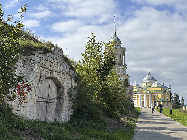 Старица — город-музей в Тверской области под открытым небом (фото Олег Д., сентябрь, 2025)