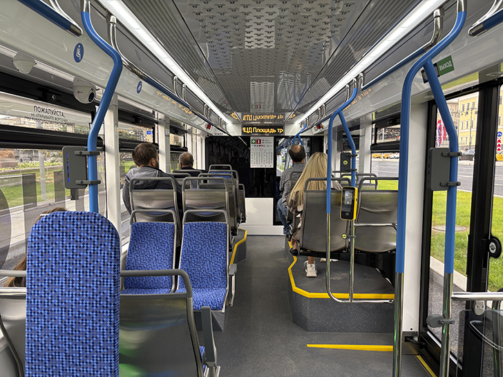 АВТОНОМНЫЙ ТРАМВАЙ (фото Олег Д., Москва, сентябрь, 2025)