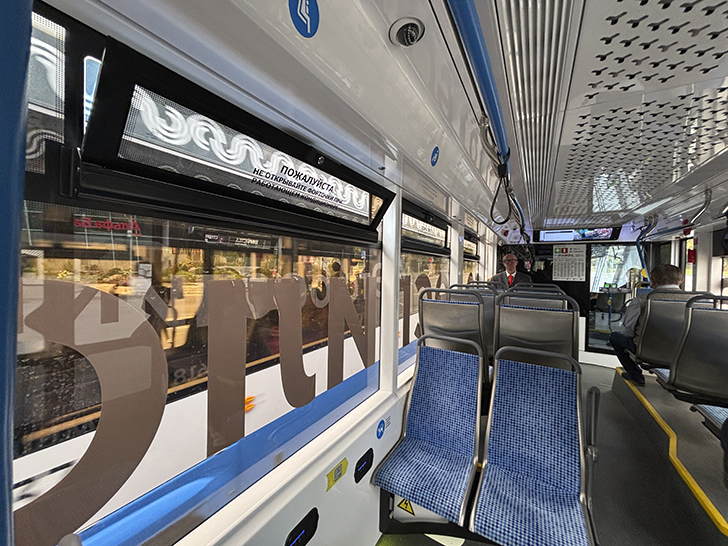 ПЕРВЫЙ В РОССИИ БЕСПИЛОТНЫЙ ТРАМВАЙ (фото Олег Д., сентябрь, 2025)