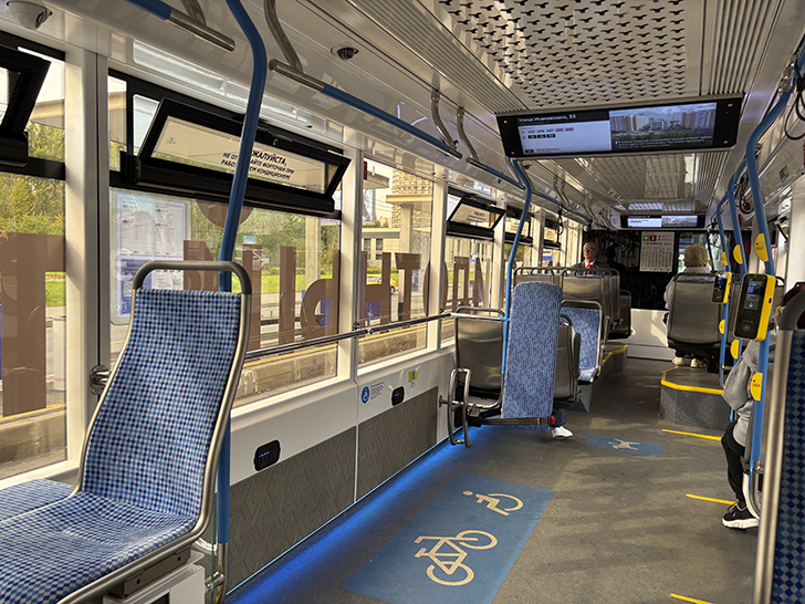 ПЕРВЫЙ В РОССИИ БЕСПИЛОТНЫЙ ТРАМВАЙ (фото Олег Д., сентябрь, 2025)