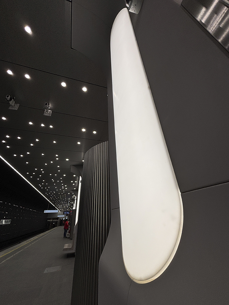 Троицкая линия Московского метро (фото Олег Д., Москва, сентябрь, 2025)