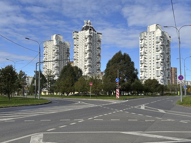 Старокрюковский дендропарк (фото Олег Д., Зеленоград, сентябрь, 2025)