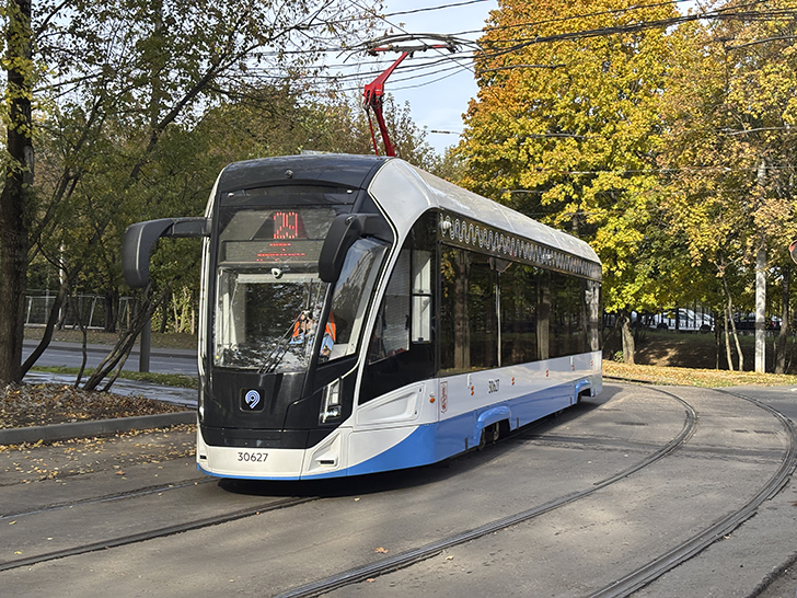 Легендарный архитектурный памятник: история старейшей трамвайной остановки столицы (фото Олег Д., Москва, осень, 2025)