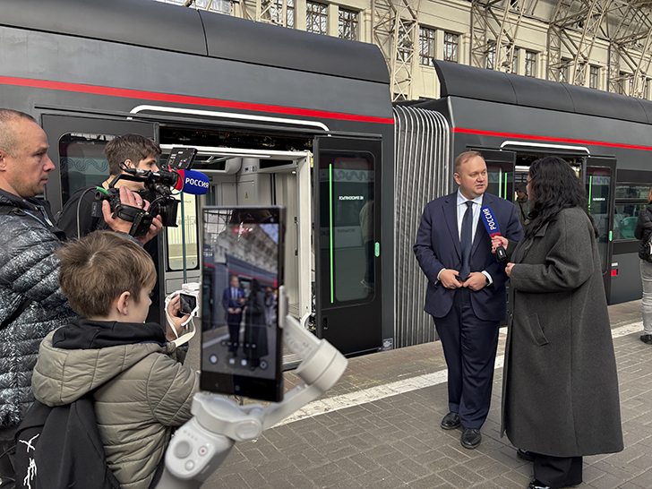 Чёрная «Иволга» (фото Олег Д., осень, 2025)