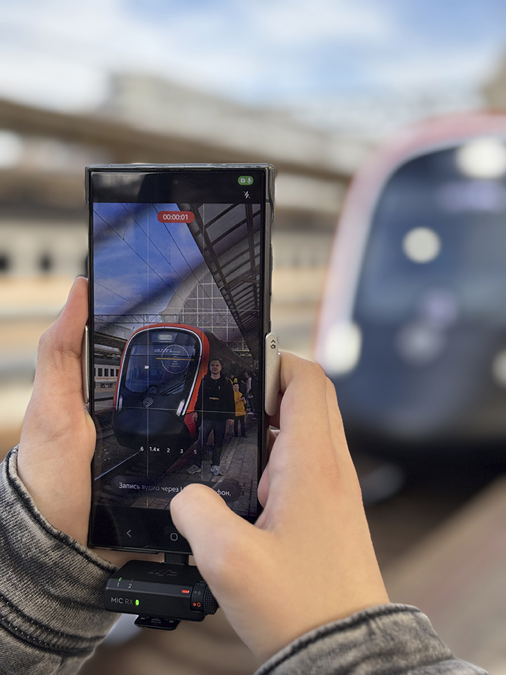 Чёрная «Иволга» (фото Олег Д., осень, 2025)