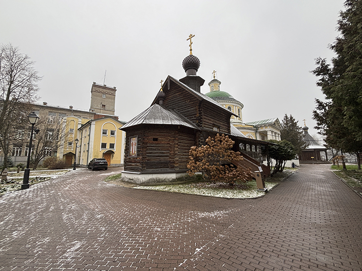 Косино-Ухтомский — район в Восточном административном округе Москвы (фото Олег Д., осень, 2025)