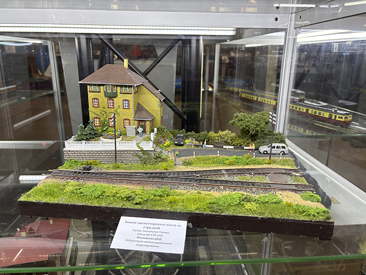 Выставка «Железнодорожная модель 2025» (фото Олег Д., осень, 2025)