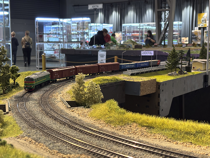 Выставка «Железнодорожная модель 2025» (фото Олег Д., осень, 2025)