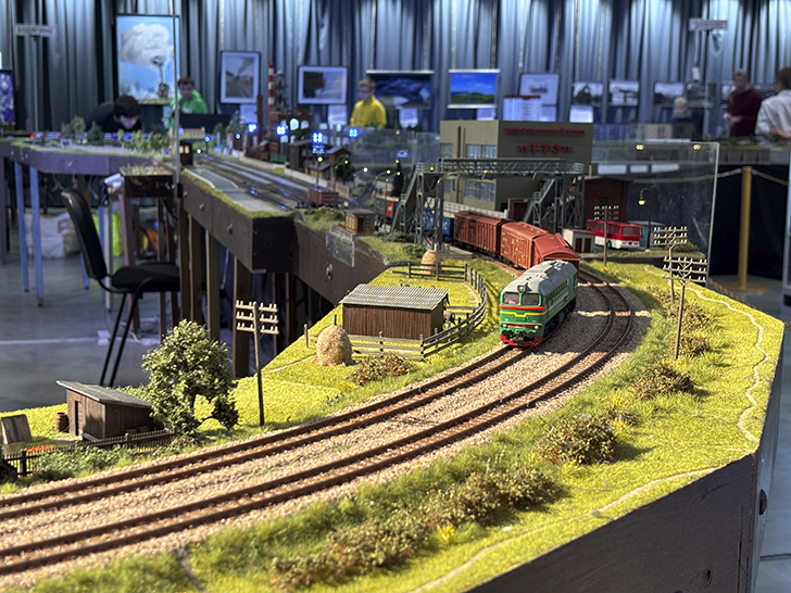 Выставка «Железнодорожная модель 2025» (фото Олег Д., осень, 2025)