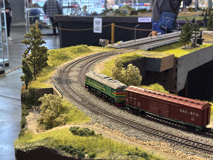 Выставка «Железнодорожная модель 2025» (фото Олег Д., осень, 2025)
