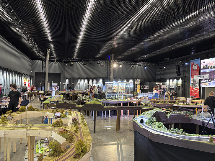 Выставка «Железнодорожная модель 2025» (фото Олег Д., осень, 2025)