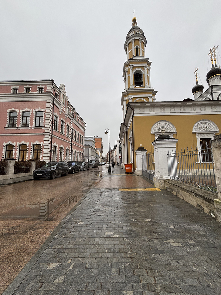 Прогулка от «Третьяковской» до «Кропоткинской» (фото Олег Д., декабрь, 2025)