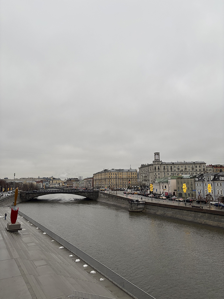 Прогулка от «Третьяковской» до «Кропоткинской» (фото Олег Д., декабрь, 2025)