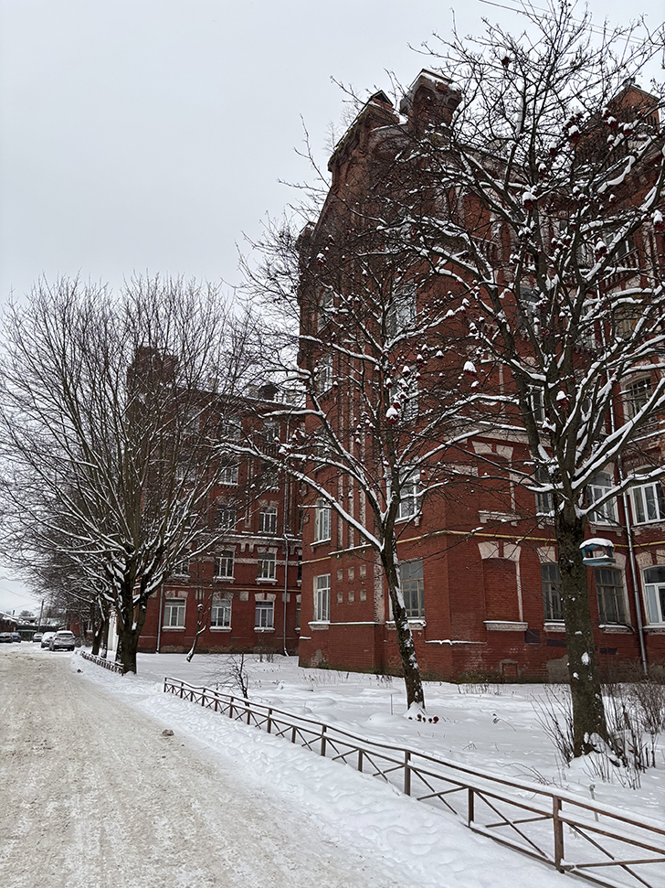 Морозовский городок (Двор Пролетарки) в Твери: история и архитектура (фото Олег Д., январь, 2026)