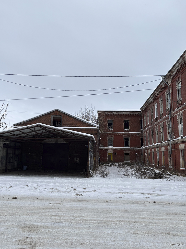 Морозовский городок (Двор Пролетарки) в Твери: история и архитектура (фото Олег Д., январь, 2026)