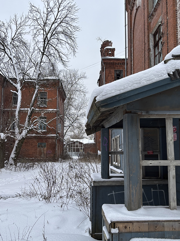 Морозовский городок (Двор Пролетарки) в Твери: история и архитектура (фото Олег Д., январь, 2026)