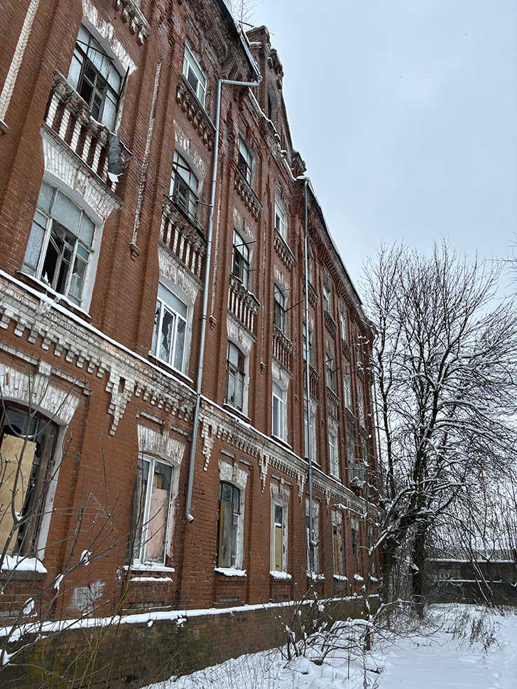 Морозовский городок (Двор Пролетарки) в Твери: история и архитектура (фото Олег Д., январь, 2026)