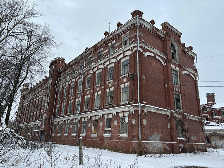Морозовский городок (Двор Пролетарки) в Твери: история и архитектура (фото Олег Д., январь, 2026)