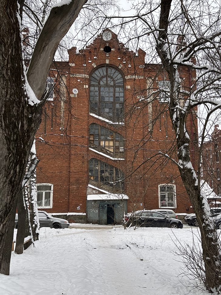 Морозовский городок (Двор Пролетарки) в Твери: история и архитектура (фото Олег Д., январь, 2026)