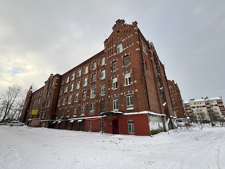 Морозовский городок (Двор Пролетарки) в Твери: история и архитектура (фото Олег Д., январь, 2026)
